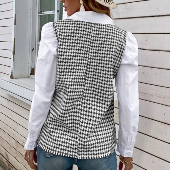 CHIC DOLLZ Houndstooth Print Blouse - Picture 6 of 7